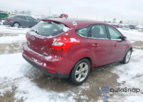 2013 Ford Focus Se z USA, uszkodzony, nr VIN 1FADP3K25DL136406